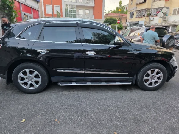 Tirane, shes SUV Audi Q5 Nafte, e zeze, manuale, Kondicioner, 12.000€