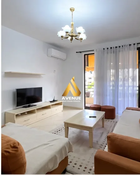 Tirane, jepet me qera apartament 3+1+Ballkon Kati 5, 125 m² 600 € (Rruga Panorama)