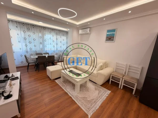 Durres, jepet me qera apartament 1+1 Kati 2, 70 m² 400 € (Plazh Iliria)