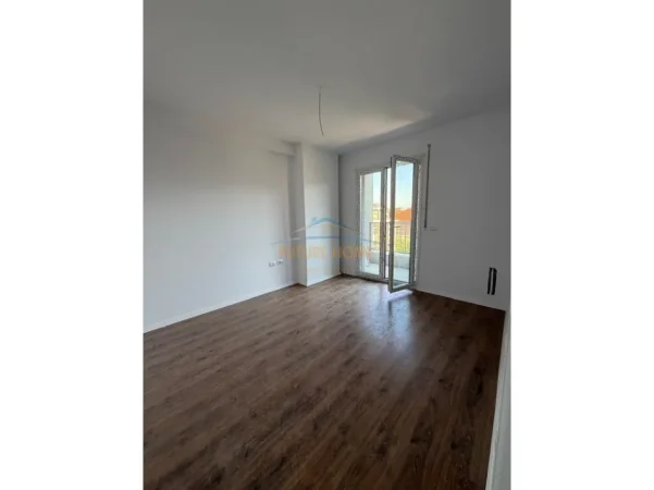Tirane, shitet apartament 1+1 Kati 6, 66 m² 79.500 € (Paskuqan)