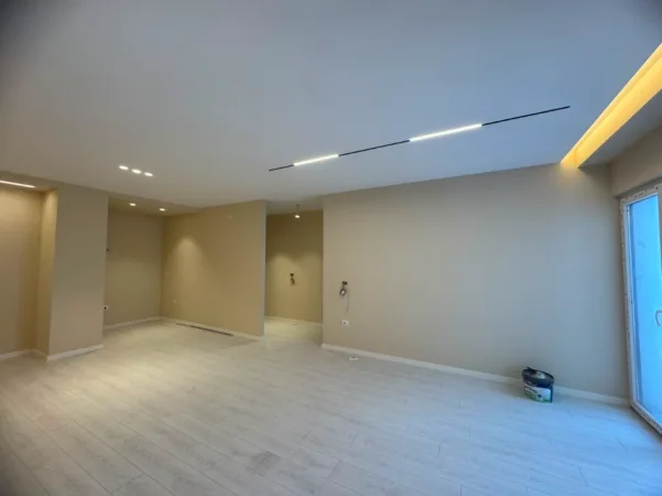 Tirane, shitet apartament 3+1+Ballkon Kati 7, 125 m² 314.000 € (Zogu i Zi)