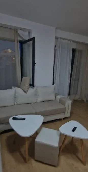 🏡 Jepet me Qera Apartament 2+1 tek Fundi i 5 Majit,  500 mije leke