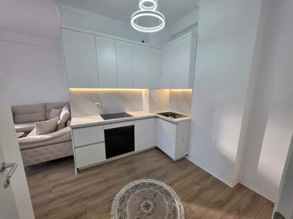 Tirane, shitet apartament 2+1 Kati 8, 90 m² 155.000 € (astiri)