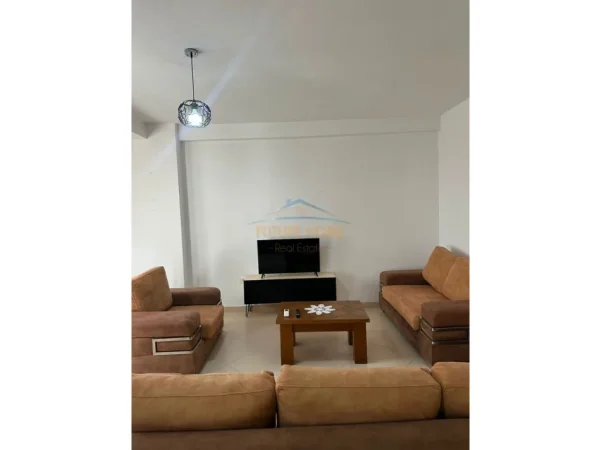 Tirane, jepet me qera apartament 2+1+Ballkon Kati 3, 102 m² 450 € (Residenca OXA)