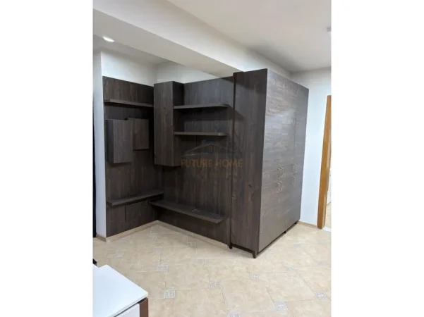 Tirane, shitet apartament 3+1+Aneks+Ballkon Kati 2, 156 m² 546.000 € (Blloku)
