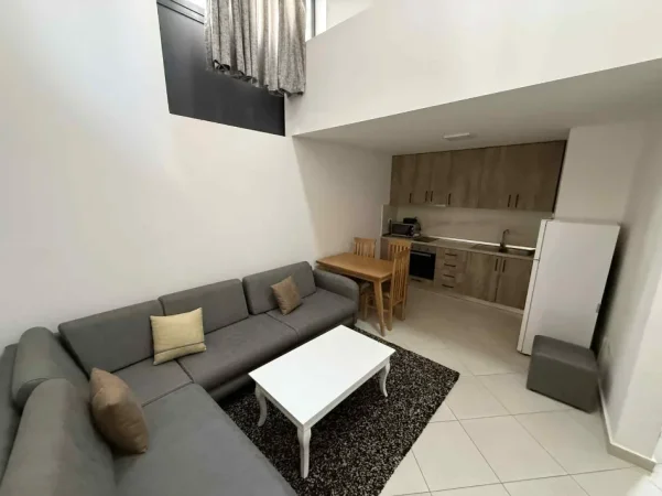 Tirane, jepet me qera apartament duplex Dublex Kati 1, 60 m² 450 € (Spitali QSUT)