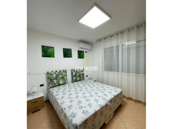 Tirane, jepet me qera apartament 1+1+Ballkon Kati 5, 50 m² 450 € (Tregu Cam, Myslym Shyr)