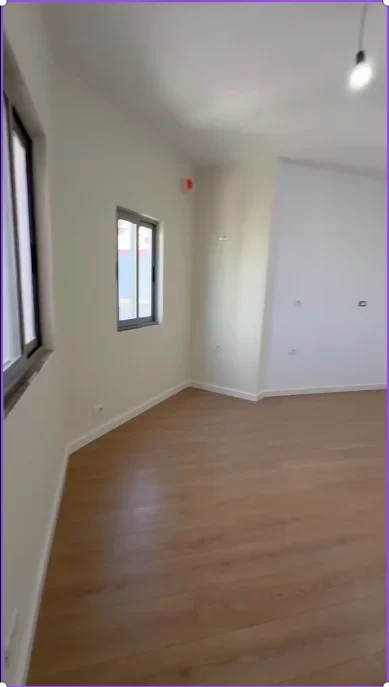 Fier, shitet apartament 3+1+Ballkon Kati 5, 107 m² 91.000 € (Rruga Mujo Ulqinaku)