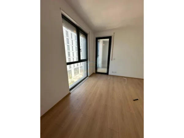 Tirane, shitet apartament 2+1 Kati 3, 108 m² 215.000 € (DOGANA)