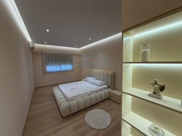 Tirane, jepet me qera apartament 2+1 Kati 5, 104 m² 900 € (DON BOSKO)