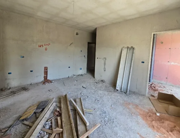 Tirane, shitet apartament 1+1+Ballkon , 65 m² 93.525 € 