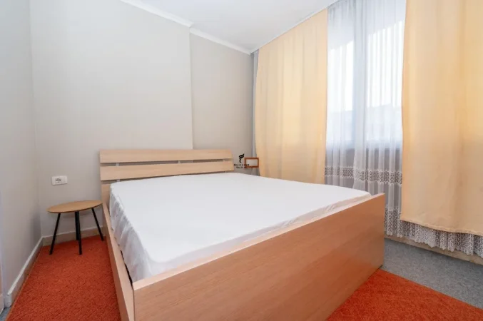 Tirane, jepet me qera apartament 2+1 Kati 4, 90 m² 650 € (SHESHI WILLSON)