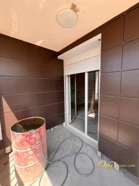 Tirane, shitet apartament 1+1 Kati 3, 52 m² 141.600 € (RRUGA E ELBASANIT)