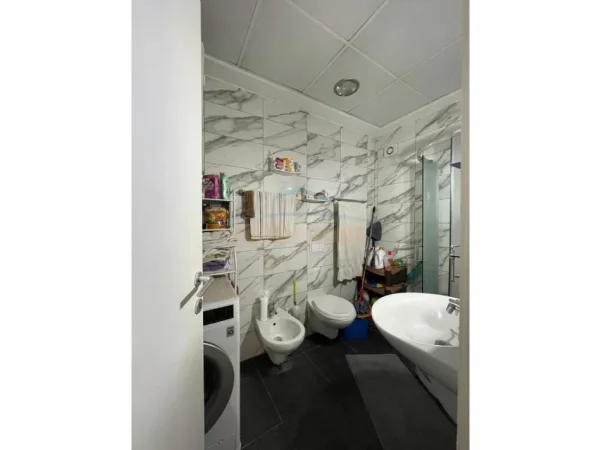 Tirane, shitet apartament 2+1+Aneks+Ballkon Kati 2, 88 m² 223.000 € (FIORI DI BOSKO)