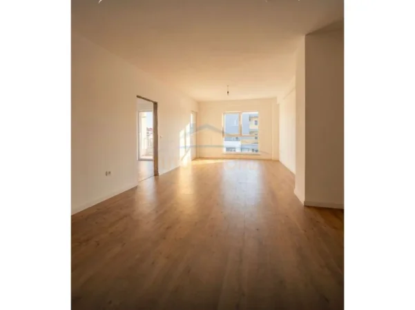 Tirane, shitet apartament 2+1+Aneks+Ballkon Kati 7, 103 m² 187.000 € (DRRITAN HOXHA KOMPLEKSI AURA)