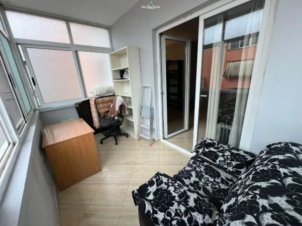 Tirane, jepet me qera apartament 2+1 Kati 5, 70 m² 520 € (Jordan Misja)