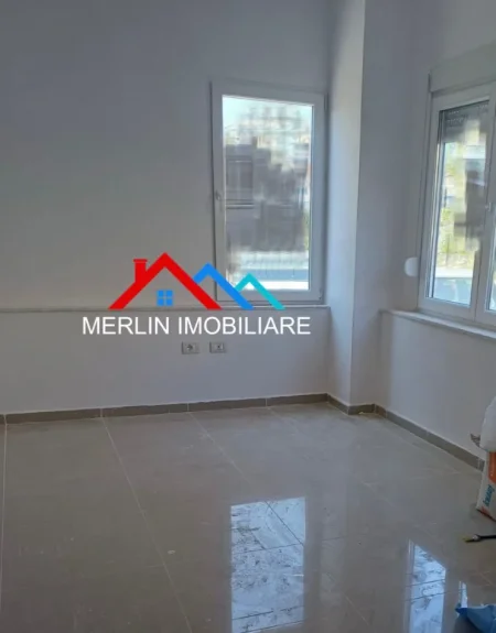 Tirane, shitet apartament 2+1+Ballkon Kati 0, 68 m² 75.000 € (RRUGA MUHAMED DELIU,FRESK)
