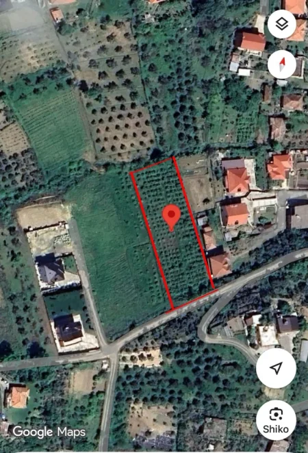 Tirane, shitet toke , 2.400 m² 700.000 € (PREZE)