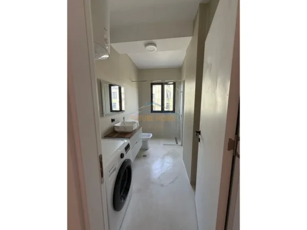 Tirane, shitet apartament 2+1+Aneks+Ballkon Kati 7, 101 m² 240.000 € 