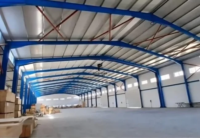Tirane, jepet me qera magazine , 2.000 m² 4.000 € (AUTOSTRADA TIRANE-DURRES)