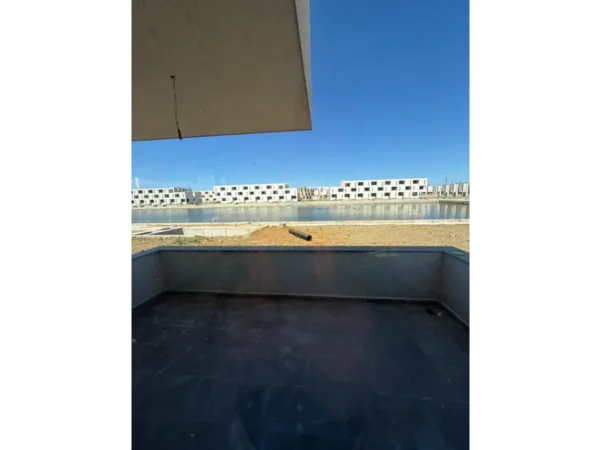 Gjiri Lalezit | Hamallaj, shitet apartament 3+1+Aneks+Ballkon Kati 2, 450 m² 510.000 € (TORQUASE MARINA)