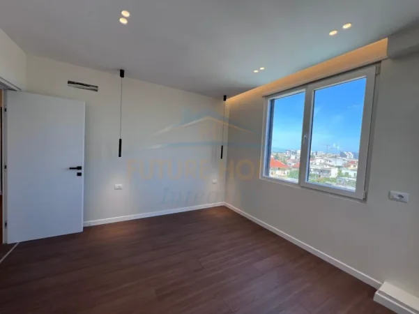 Tirane, shitet apartament 2+1+Aneks+Ballkon Kati 5, 79 m² 195.000 € 