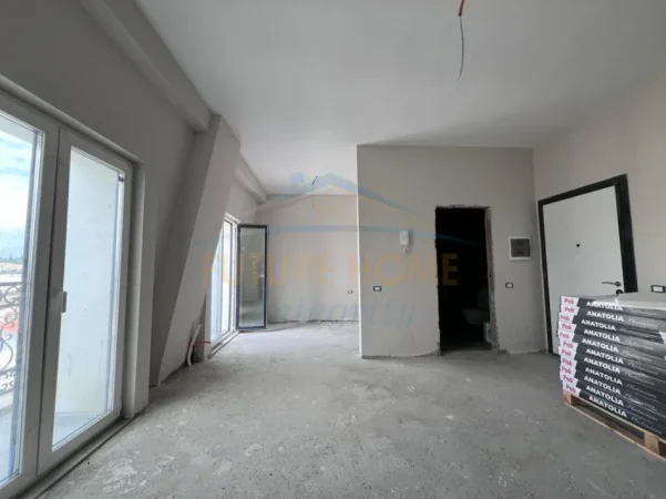 Shqiperi, shitet apartament 1+1 Kati 4, 48 m² 80.000 € 