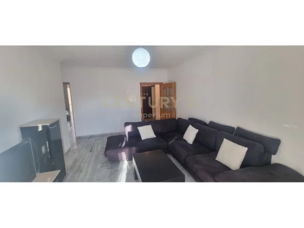 Tirane, jepet me qera apartament 2+1 Kati 6, 111 m² 600 € (laprake)
