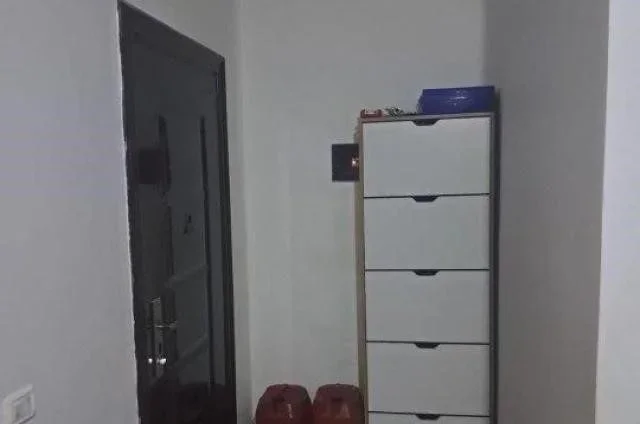 Tirane, shitet apartament 1+1 Kati 4, 70 m² 140.000 € (Yzberisht)