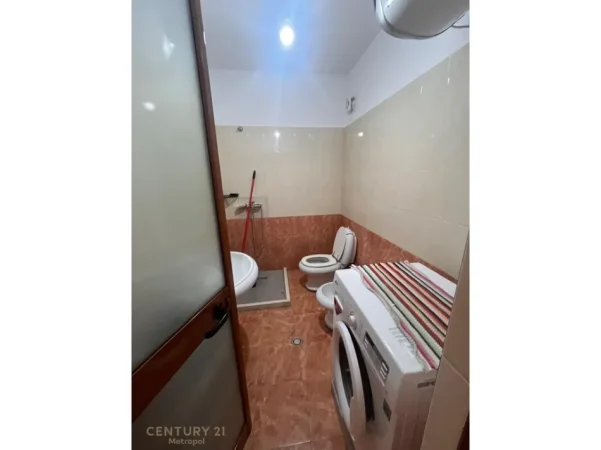 Tirane, shitet apartament 2+1 Kati 2, 110 m² 144.000 € (yzberisht)