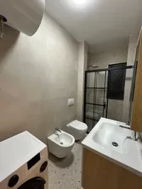 Durres, jepet me qera garsonier Studio Kati 5, 30 m² (rruga pavaresia)