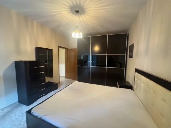 Tirane, jepet me qera apartament 1+1 Kati 6, 70 m² 650 € (21 DHJETORI)