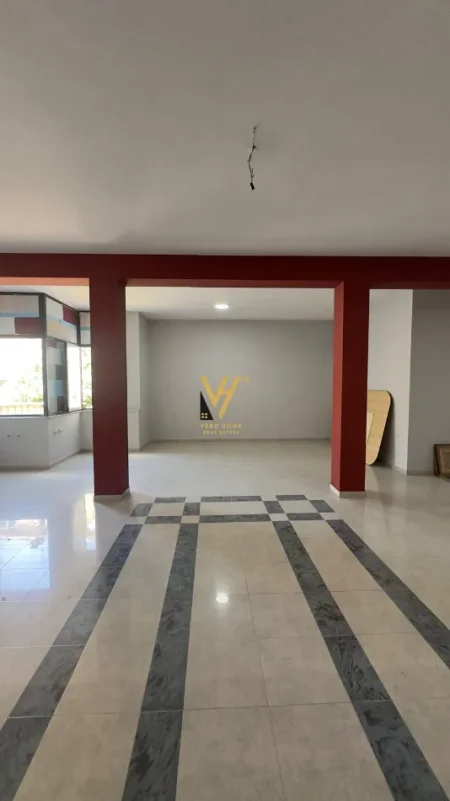 Tirane, jepet me qera ambjent biznesi Kati 2, 120 m² 950 € (RRUGA E DURRESIT)