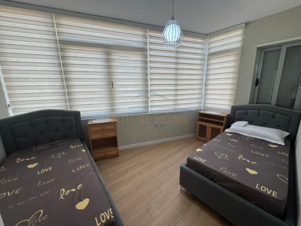 Tirane, jepet me qera apartament 2+1+Ballkon Kati 6, 96 m² 800 € (Rruga Haxhi Dalliu)