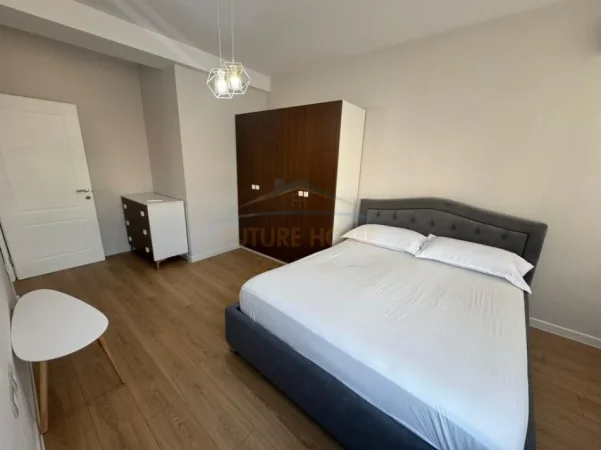 Tirane, jepet me qera apartament 2+1+Ballkon Kati 6, 96 m² 800 € (Rruga Haxhi Dalliu)
