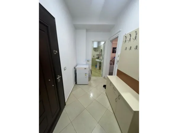 Tirane, jepet me qera apartament 2+1+Ballkon Kati 6, 96 m² 800 € (Rruga Haxhi Dalliu)