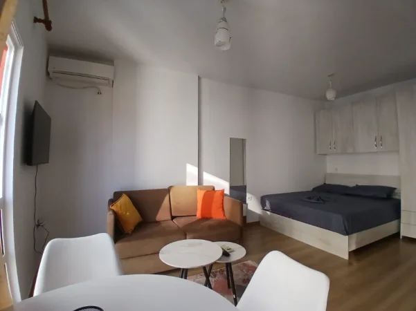Tirane, jepet me qera garsoniere Kati 7, 40 m² 370 € (SPITALI AMERIKAN 2)
