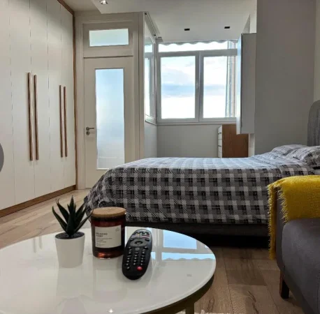 Tirane, jepet me qera garsoniere Kati 9, 35 m² 450 € (VILAT GJERMANE)
