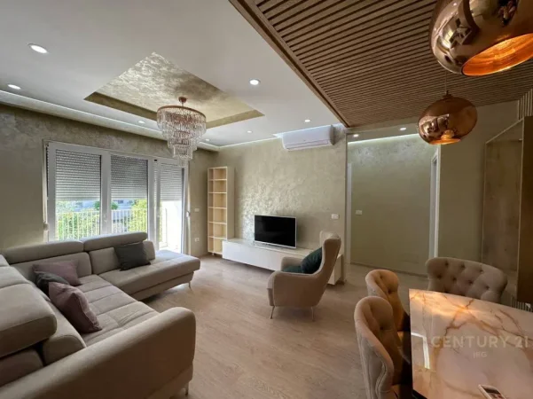 Tirane, jepet me qera apartament 2+1+Aneks+Ballkon Kati 2, 102 m² 1.200 € (PARK LIFE RESIDENCE)