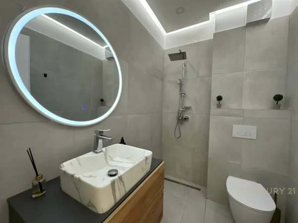 Tirane, jepet me qera apartament 2+1+Aneks+Ballkon Kati 2, 102 m² 1.200 € (PARK LIFE RESIDENCE)