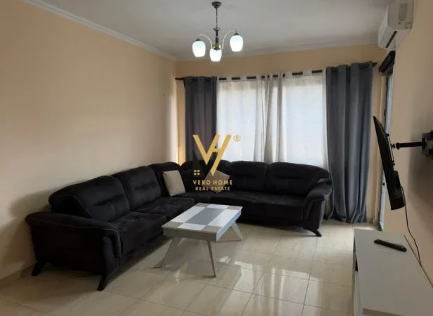 Tirane, jepet me qera apartament 1+1+Ballkon Kati 4, 65 m² 400 € (ASTIR)