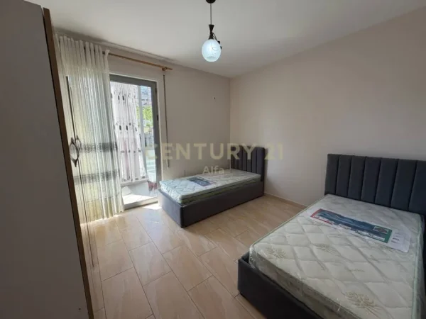 Tirane, jepet me qera apartament 3+1 Kati 1, 121 m² 800 € (Don Bosco ALFA142742)