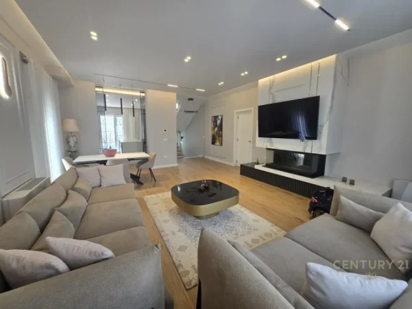 Tirane, jepet me qera Vile Vile 2 Katshe , 314 m² 4.000 € (Rezidenca Elysium)