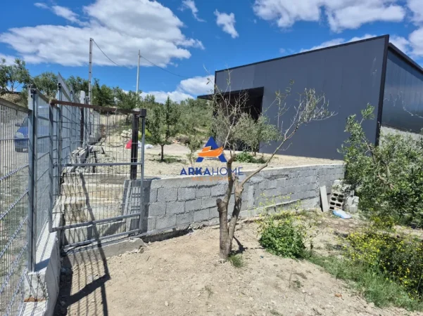 Shqiperi, jepet me qera ambjent biznesi Kati 0, 250 m² 1.200 € 