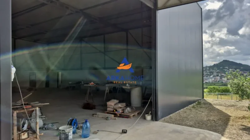 Shqiperi, jepet me qera ambjent biznesi Kati 0, 250 m² 1.200 € 