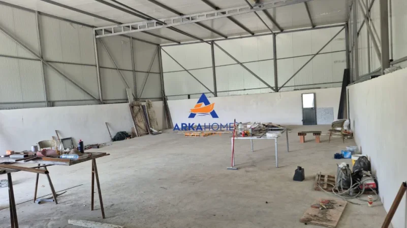 Shqiperi, jepet me qera ambjent biznesi Kati 0, 250 m² 1.200 € 