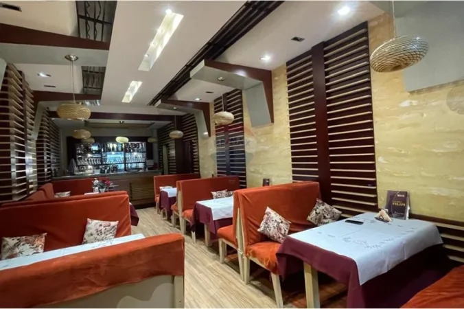 Shqiperi, shitet bar-resorant Kati 0, 95 m² 190.000 € (Rruga Demokracia, Vlorë)