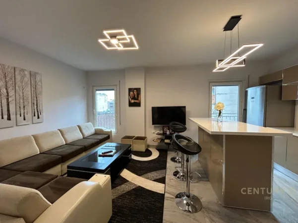 Tirane, jepet me qera apartament 3+1 Kati 3, 99 m² 1.000 € (21 Dhjetori)