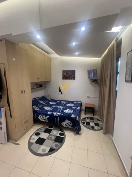 Tirane, jepet me qera apartament Kati 1, 38 m² 320 € (LIQENI I THATE)