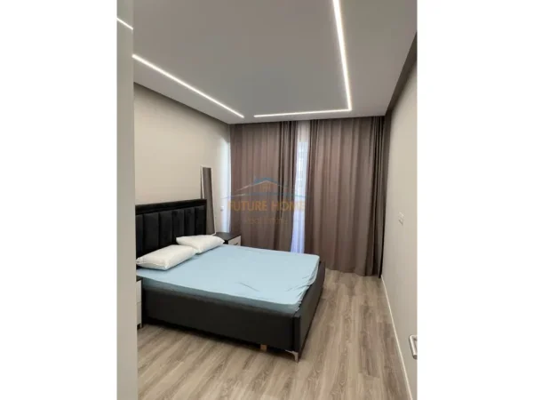 Tirane, jepet me qera apartament 1+1+Ballkon Kati 1, 73 m² 550 € (Kompleksi E88)